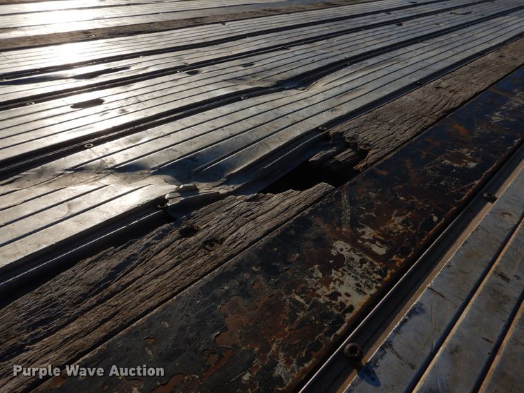 image for item DH8211 2005 Transcraft D-Eagle W2  drop deck trailer