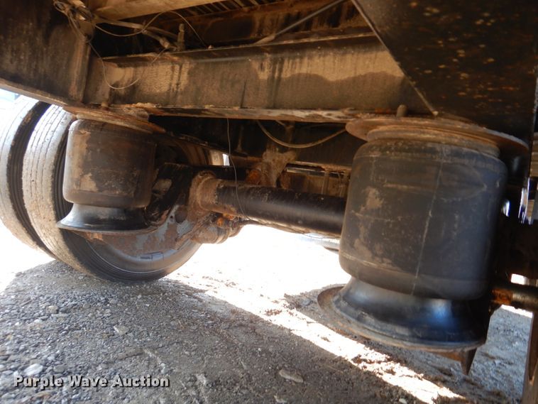 image for item DH8211 2005 Transcraft D-Eagle W2  drop deck trailer