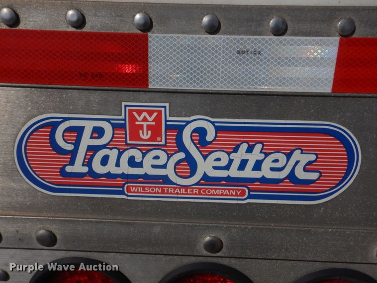 image for item DH8217 2000 Wilson DWH-400 Pace Setter  grain trailer