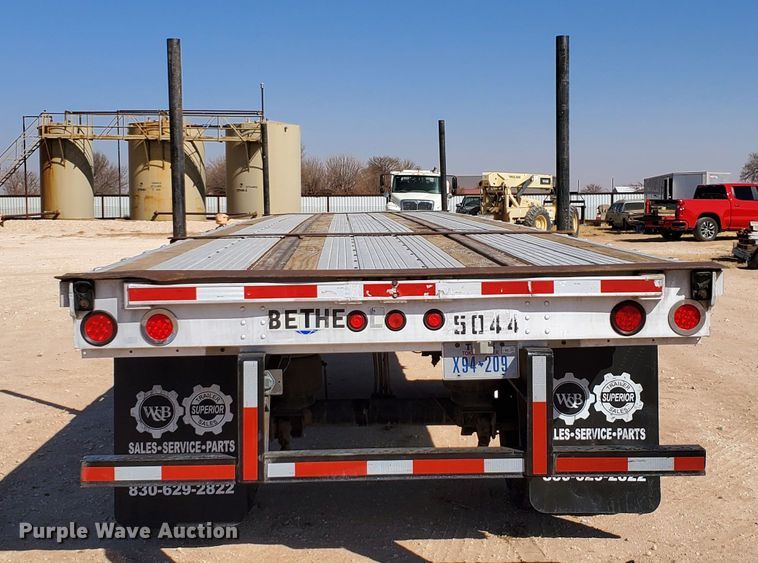 image for item DJ8930 2009 Utility Trailers  flatbed trailer