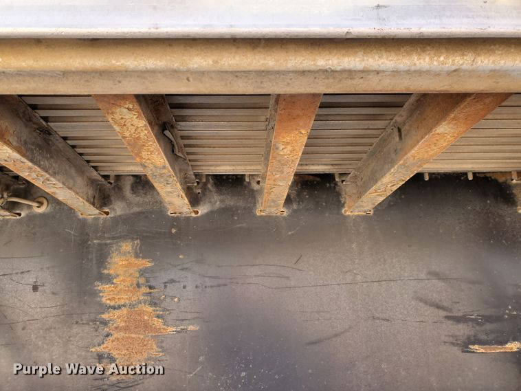 image for item DJ8930 2009 Utility Trailers  flatbed trailer