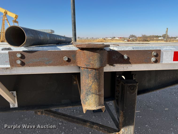 image for item DJ8930 2009 Utility Trailers  flatbed trailer