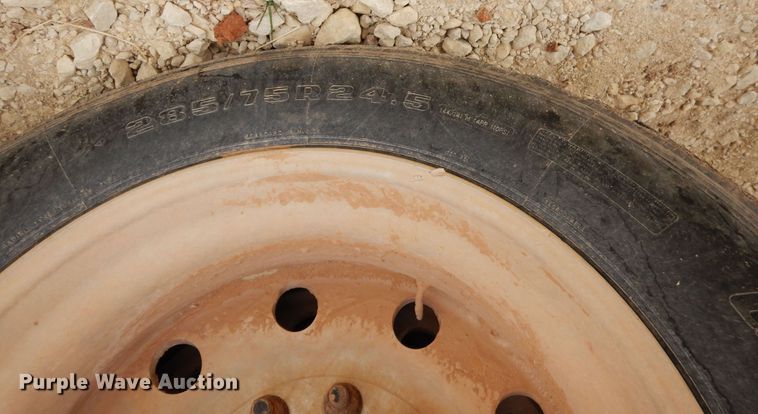 image for item DK0255 2000 Transcraft  flatbed trailer