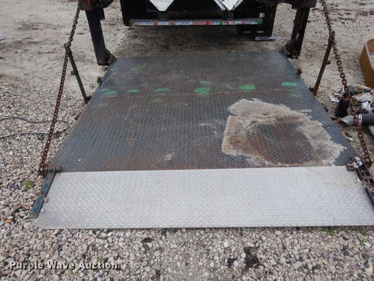 image for item DK0285 2005 Sterling Acterra  box truck