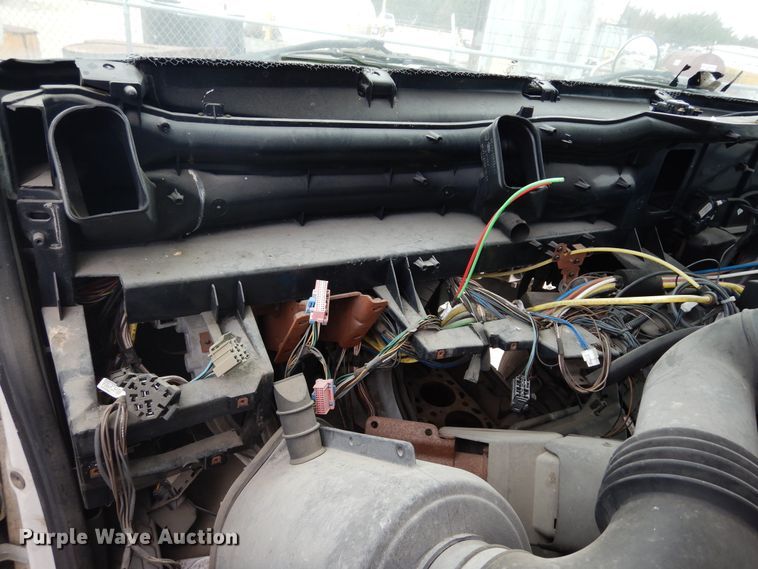 image for item DK0285 2005 Sterling Acterra  box truck