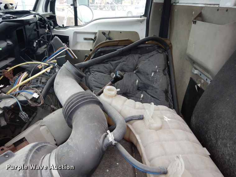 image for item DK0285 2005 Sterling Acterra  box truck