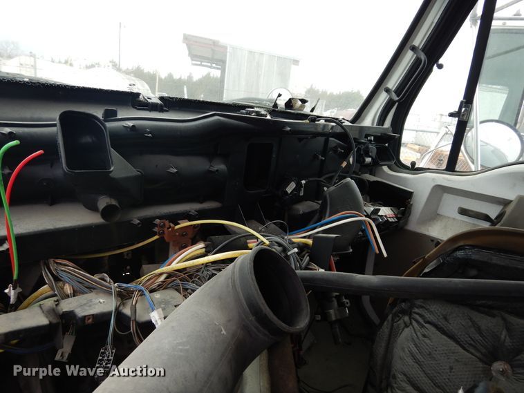 image for item DK0285 2005 Sterling Acterra  box truck