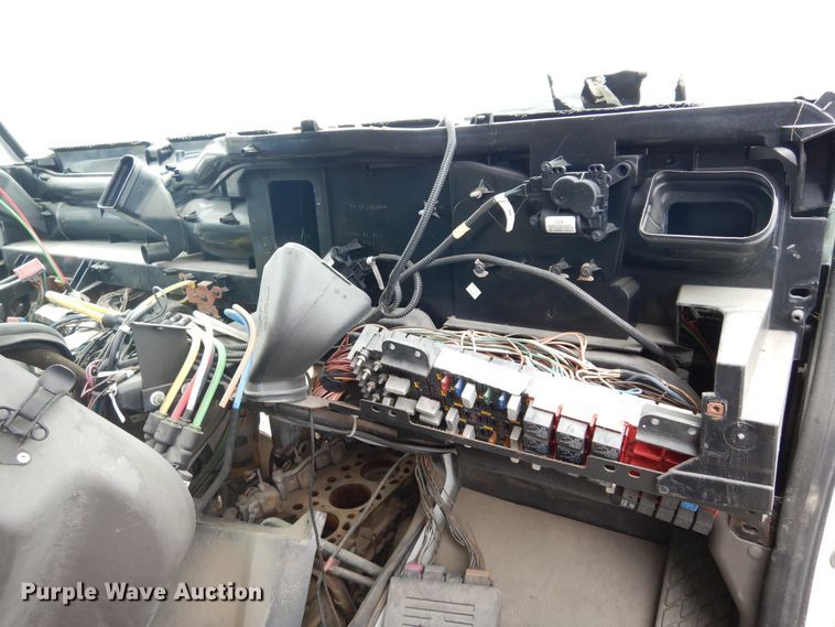 image for item DK0285 2005 Sterling Acterra  box truck