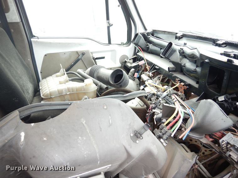 image for item DK0285 2005 Sterling Acterra  box truck