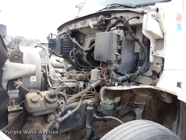 image for item DK0285 2005 Sterling Acterra  box truck