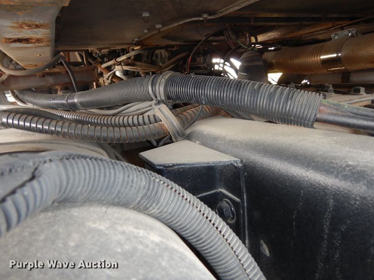 image for item DK0286 2000 International 2554  truck with pump