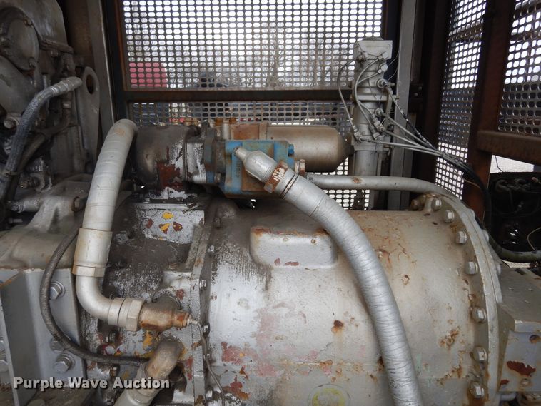 image for item DK0286 2000 International 2554  truck with pump