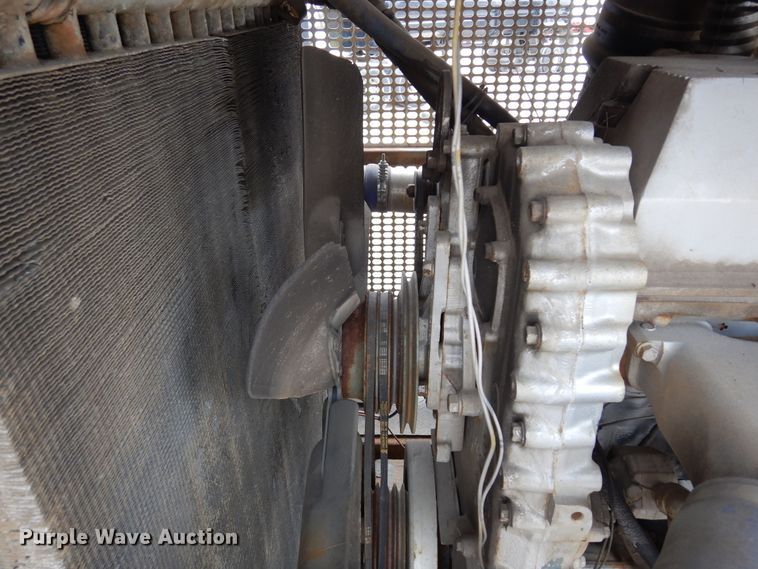 image for item DK0286 2000 International 2554  truck with pump