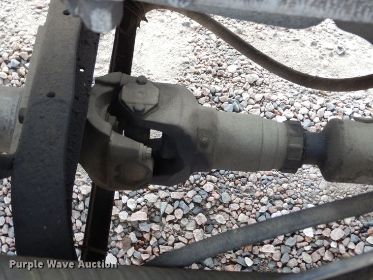 image for item DK0286 2000 International 2554  truck with pump