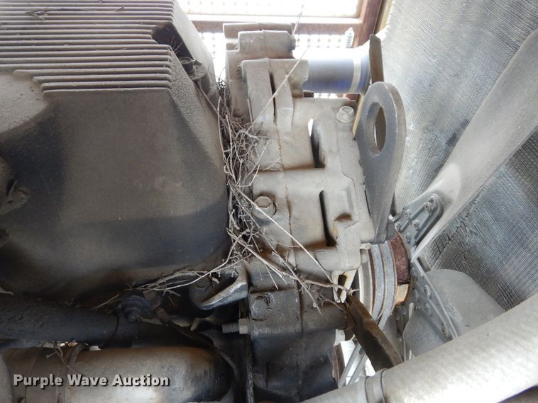 image for item DK0286 2000 International 2554  truck with pump