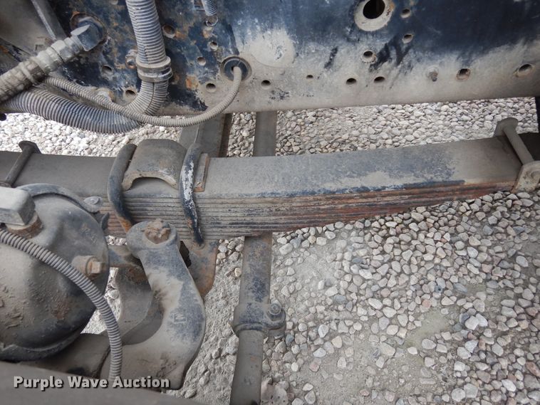 image for item DK0286 2000 International 2554  truck with pump