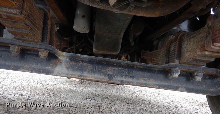 image for item DK0286 2000 International 2554  truck with pump