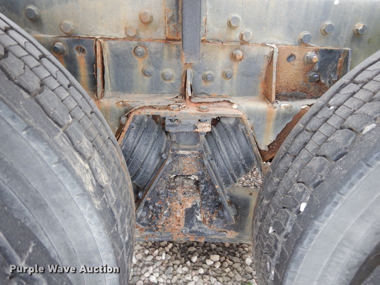 image for item DK0286 2000 International 2554  truck with pump