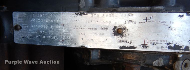 image for item DK0323 1999 Volvo VN Series  semi truck