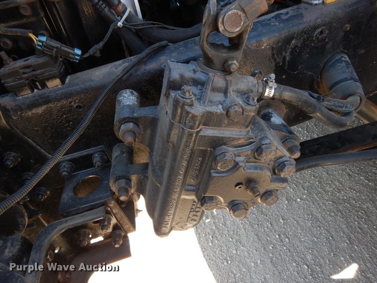 image for item DK0323 1999 Volvo VN Series  semi truck