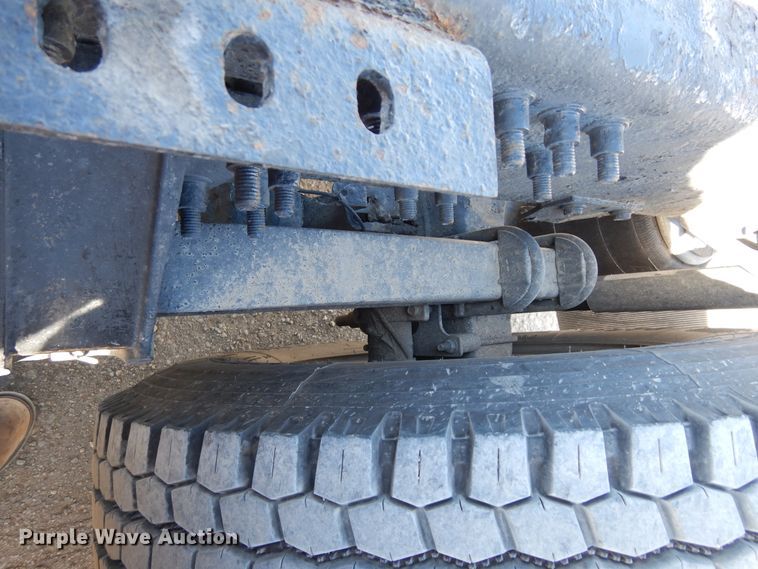 image for item DK0324 2006 Volvo VN Series  semi truck