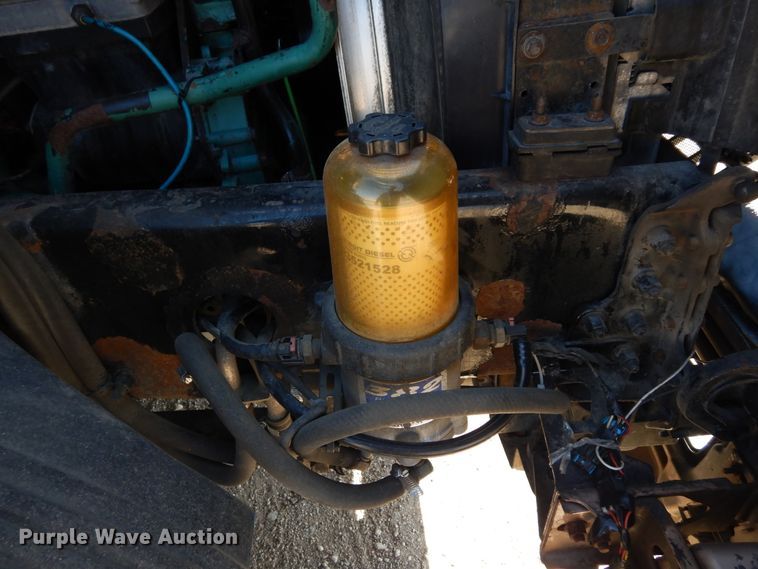 image for item DK0324 2006 Volvo VN Series  semi truck