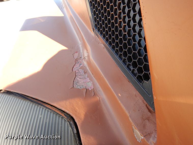 image for item DK0324 2006 Volvo VN Series  semi truck