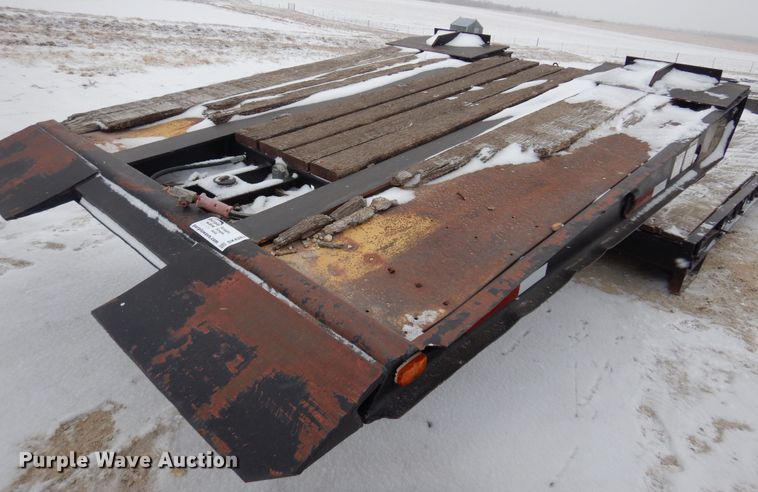 image for item DK4307 1985 Hyster  lowboy equipment trailer