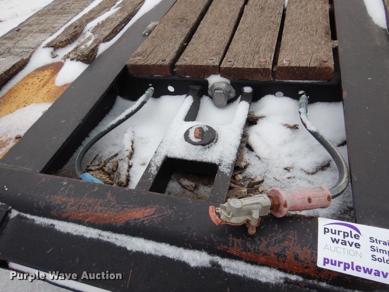 image for item DK4307 1985 Hyster  lowboy equipment trailer