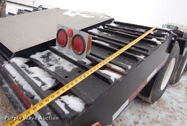 image for item DK4307 1985 Hyster  lowboy equipment trailer