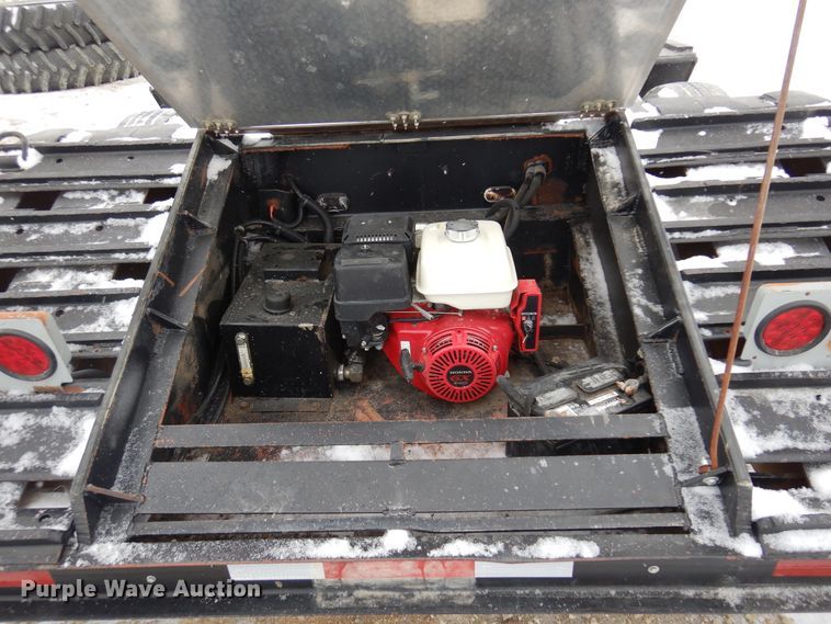 image for item DK4307 1985 Hyster  lowboy equipment trailer