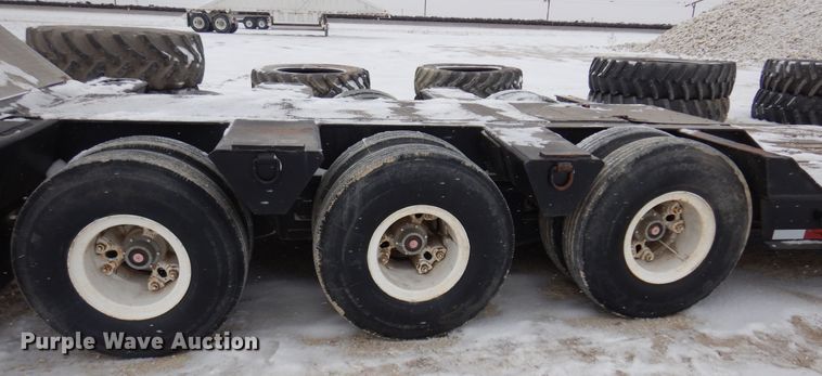 image for item DK4307 1985 Hyster  lowboy equipment trailer