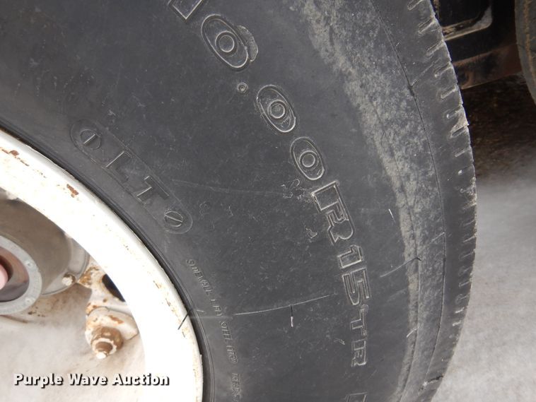 image for item DK4307 1985 Hyster  lowboy equipment trailer