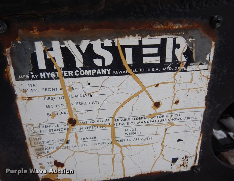 image for item DK4307 1985 Hyster  lowboy equipment trailer