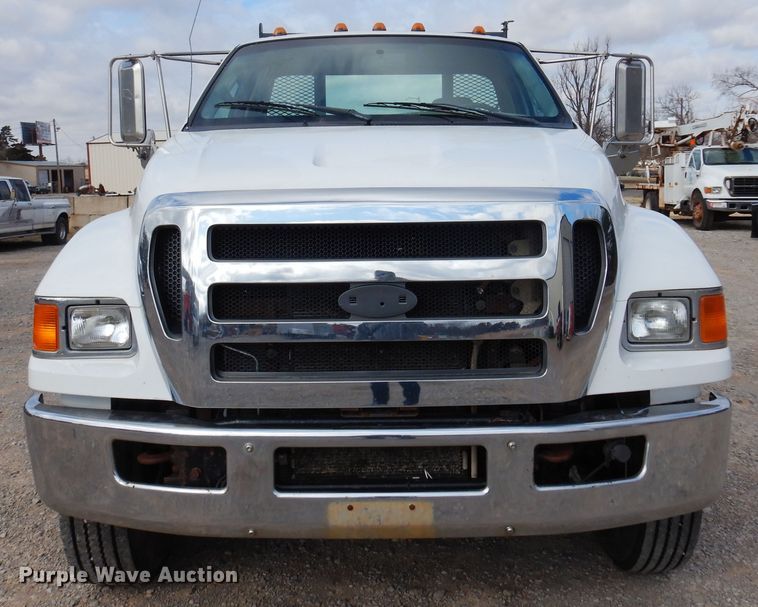 image for item DK4364 2008 Ford F750  winch truck