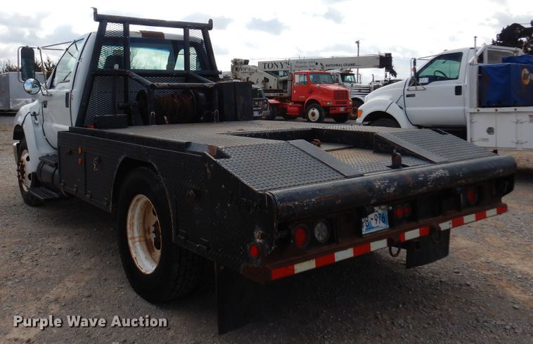 image for item DK4364 2008 Ford F750  winch truck