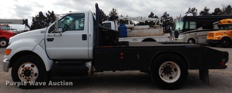 image for item DK4364 2008 Ford F750  winch truck
