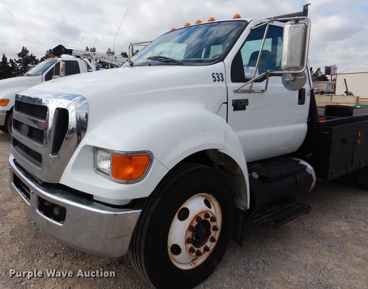 image for item DK4364 2008 Ford F750  winch truck