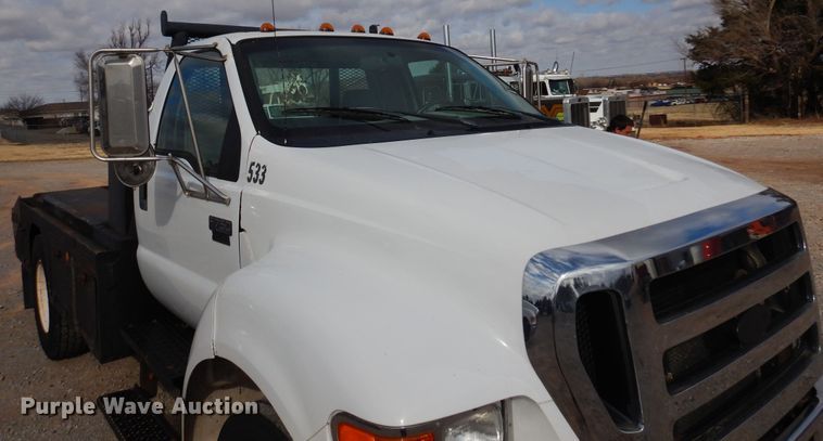 image for item DK4364 2008 Ford F750  winch truck