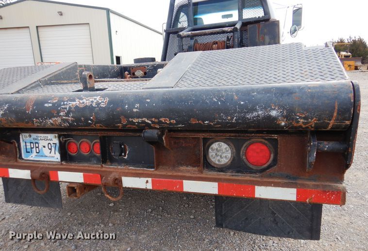 image for item DK4364 2008 Ford F750  winch truck