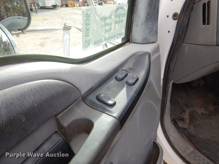 image for item DK4364 2008 Ford F750  winch truck