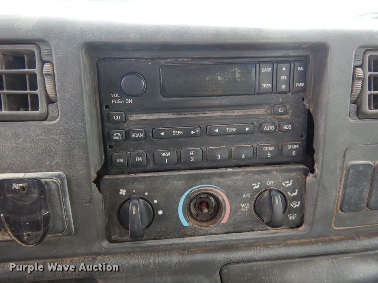 image for item DK4364 2008 Ford F750  winch truck