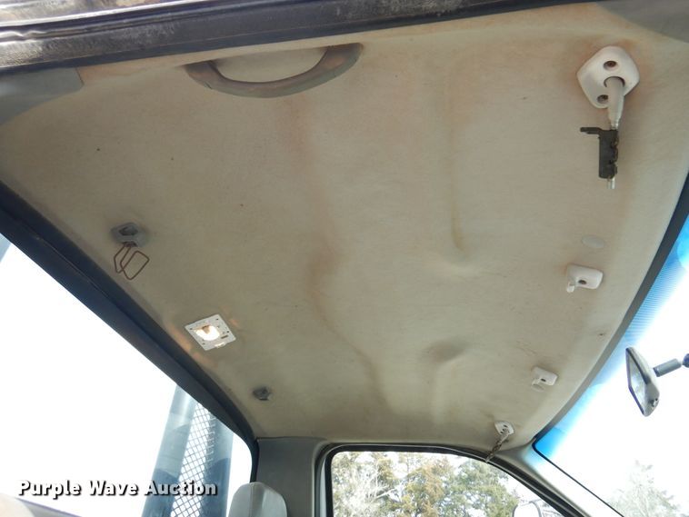 image for item DK4364 2008 Ford F750  winch truck