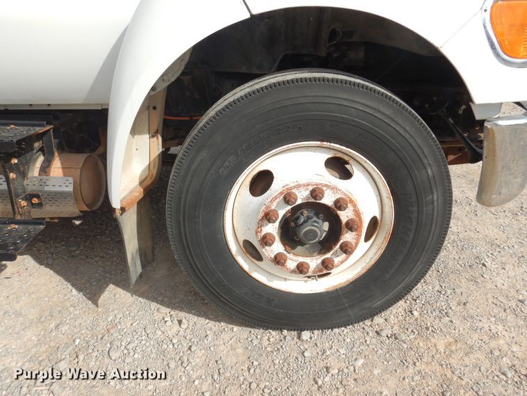 image for item DK4364 2008 Ford F750  winch truck