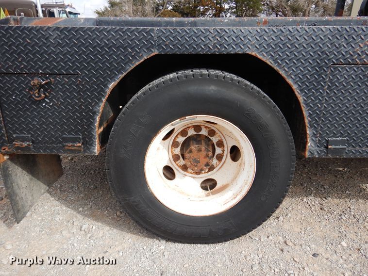 image for item DK4364 2008 Ford F750  winch truck