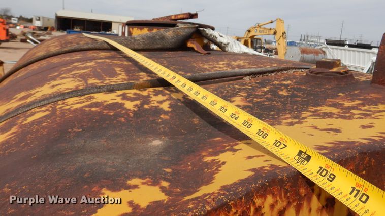 image for item DK4396 1982 International S1954  dump truck