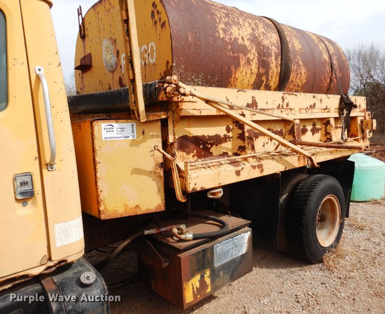 image for item DK4396 1982 International S1954  dump truck