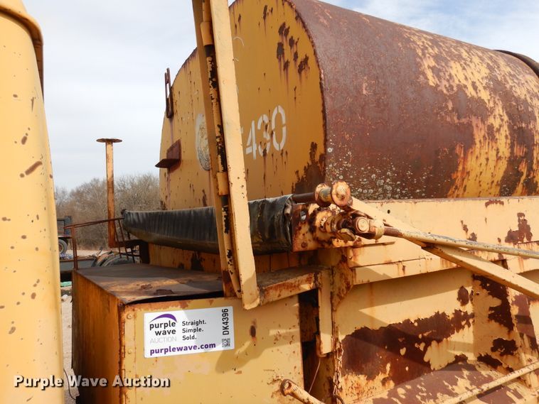 image for item DK4396 1982 International S1954  dump truck