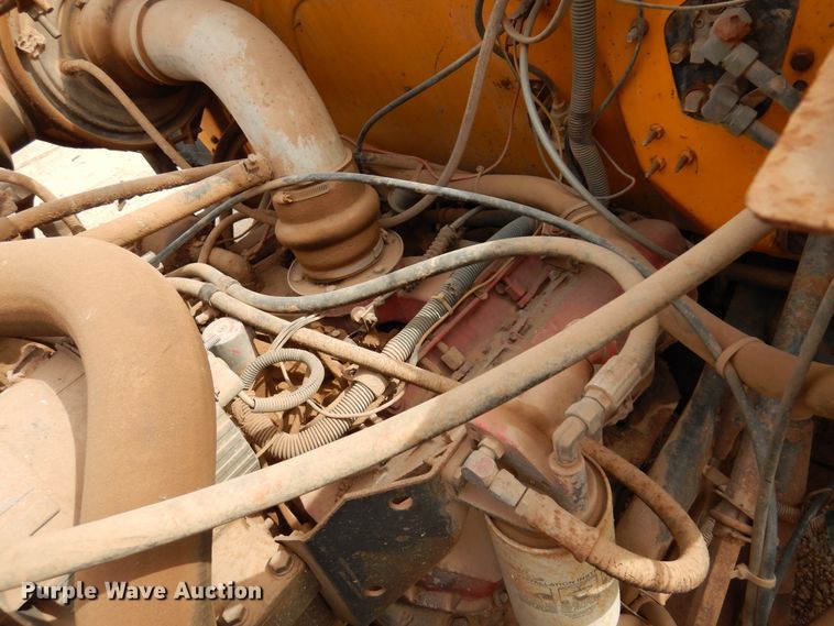 image for item DK4396 1982 International S1954  dump truck