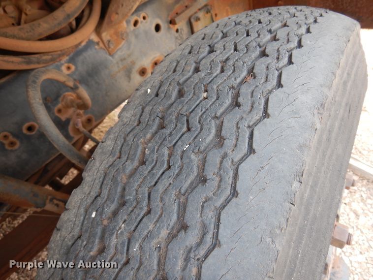 image for item DK4396 1982 International S1954  dump truck